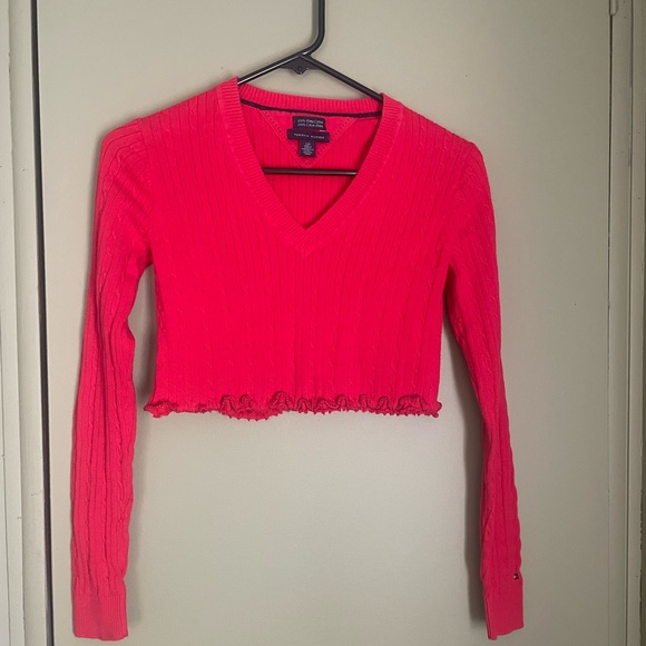 Y2K Tommy Hilfiger Red Cropped Vneck Sweater Top - Picture 1 of 6